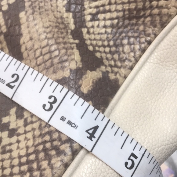 Gorgeous Coach bag with leather and snakeskin - Picture 12 of 13